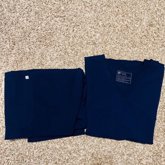 Figs Other - FIGS scrubs in Navy blue